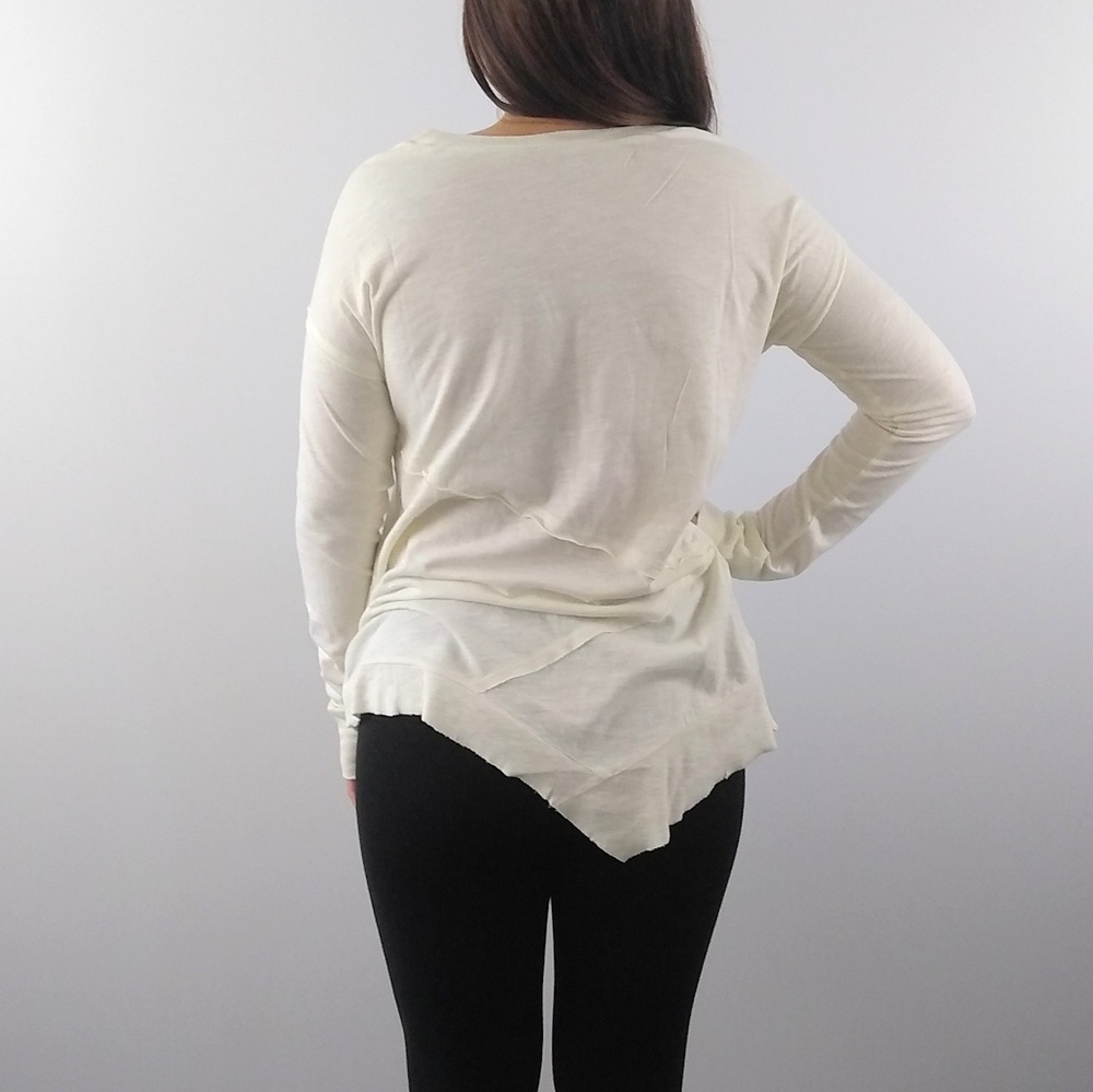 🌿SUNDANCE ASYMMETRICAL TOP🌿 - Picture 6 of 7